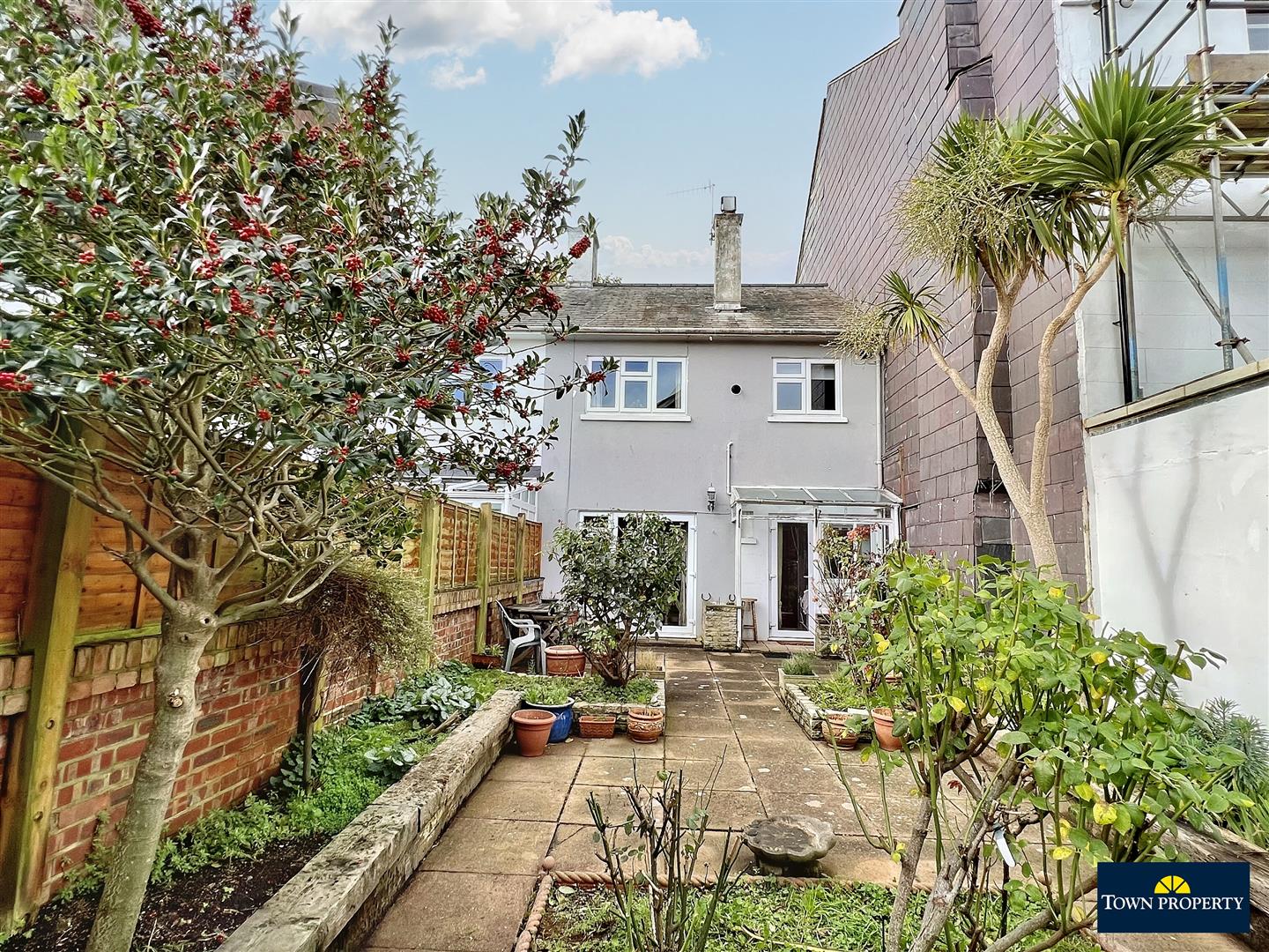 Property Details for Grange Road Eastbourne BN21 4EU Town Property